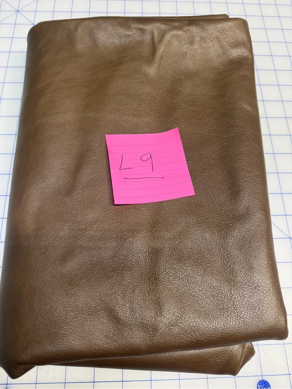Upholstery Leather Hide Remnant Taupe Brown Color Over 12sf 1.4mm 3-4oz